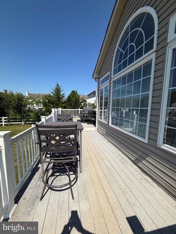50 E BRAEBURN DR, Smyrna, DE 19977