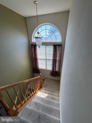 50 E BRAEBURN DR, Smyrna, DE 19977