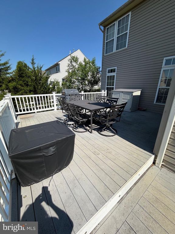 Image 21 of property listing at 50 E BRAEBURN DR, Smyrna, DE 19977