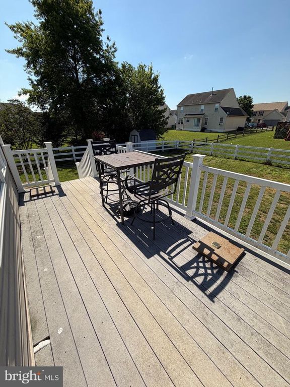 Image 24 of property listing at 50 E BRAEBURN DR, Smyrna, DE 19977