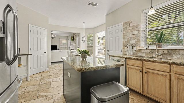 1927 Pinewood Court, Baytown, TX 77521
