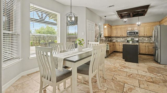 1927 Pinewood Court, Baytown, TX 77521