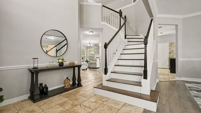 1927 Pinewood Court, Baytown, TX 77521