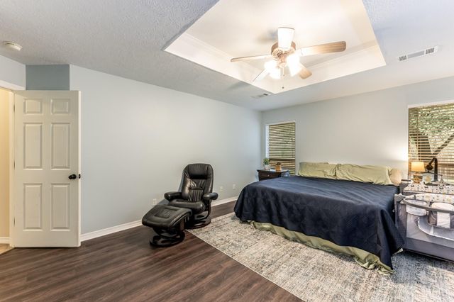 3658 Red Bud Lane, Huntsville, TX 77340