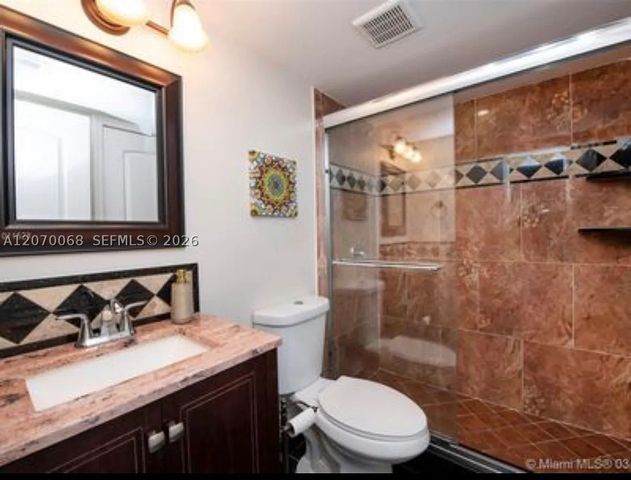7401 NW 16th St 108, Plantation, FL 33313