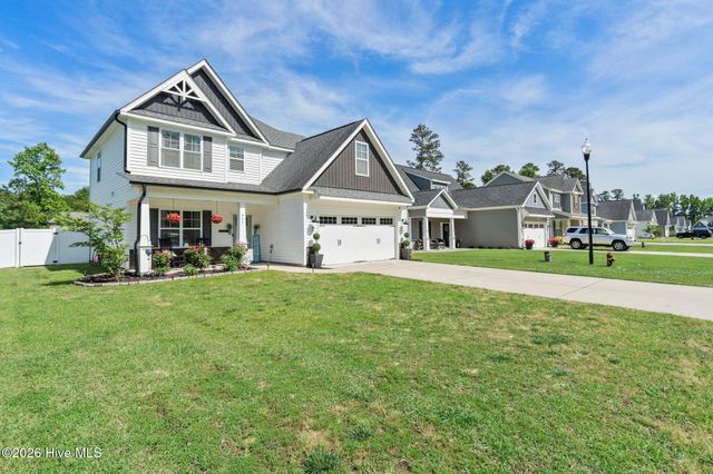 461 Jasmine Way, Burgaw, NC 28425