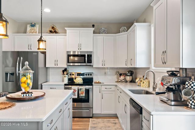 461 Jasmine Way, Burgaw, NC 28425