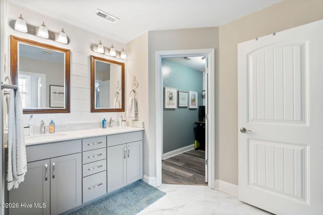 461 Jasmine Way, Burgaw, NC 28425