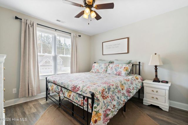 461 Jasmine Way, Burgaw, NC 28425
