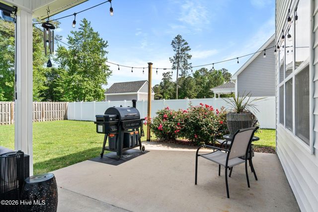 461 Jasmine Way, Burgaw, NC 28425