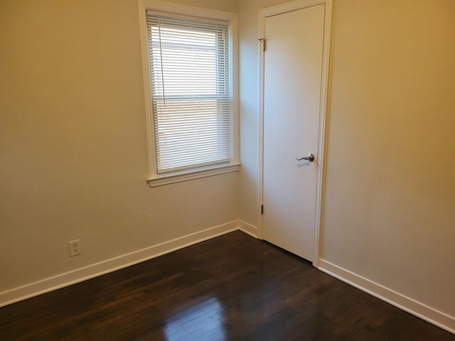 43 162nd Place, Calumet City, IL 60409