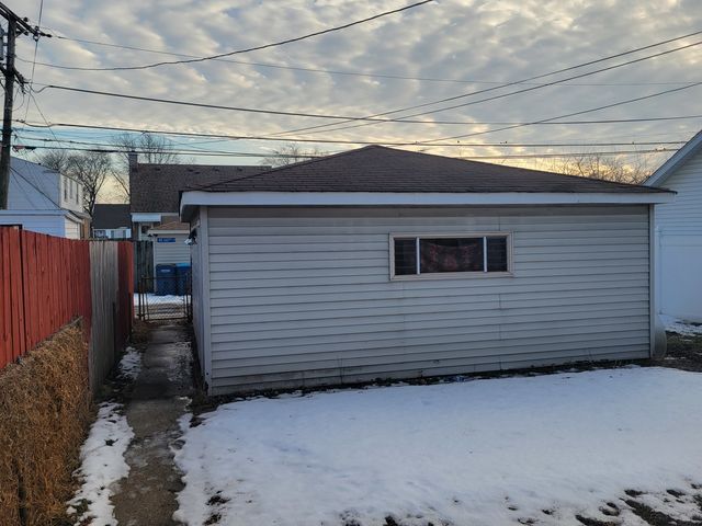 43 162nd Place, Calumet City, IL 60409