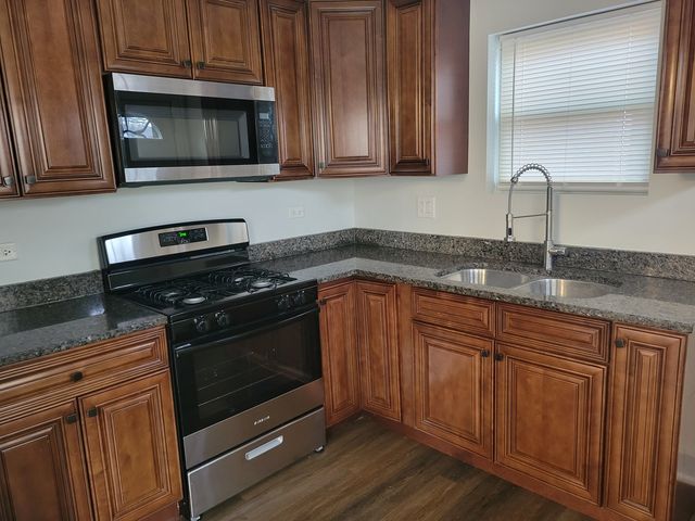 43 162nd Place, Calumet City, IL 60409