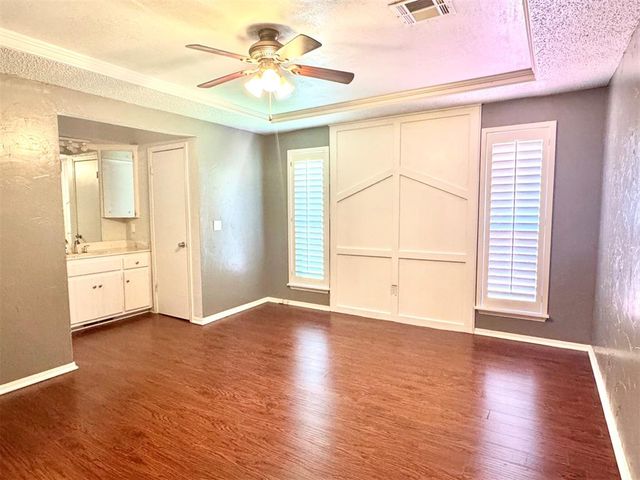 2312 Shadowlake Drive, Oklahoma City, OK 73159