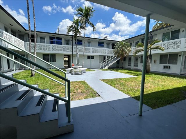 1717 Rodman St 18, Hollywood, FL 33020