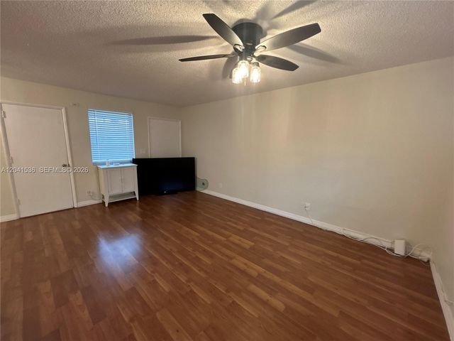 1717 Rodman St 18, Hollywood, FL 33020