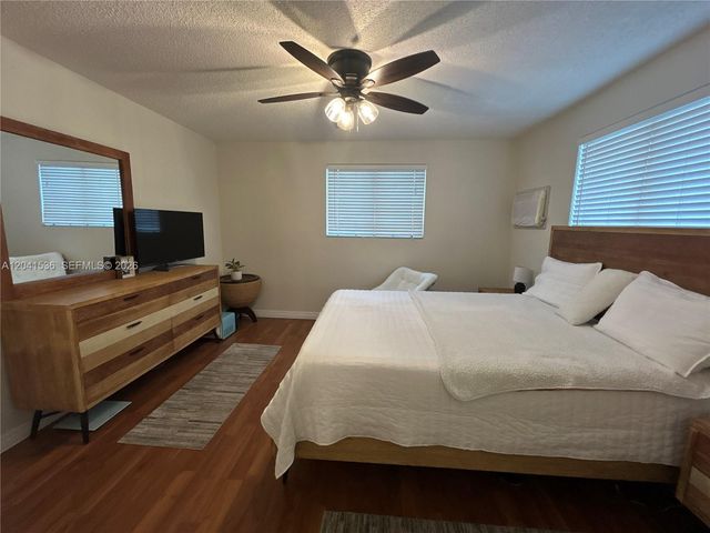 1717 Rodman St 18, Hollywood, FL 33020
