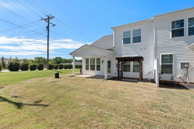 1504 Shallons Court, Spartanburg, SC 29301