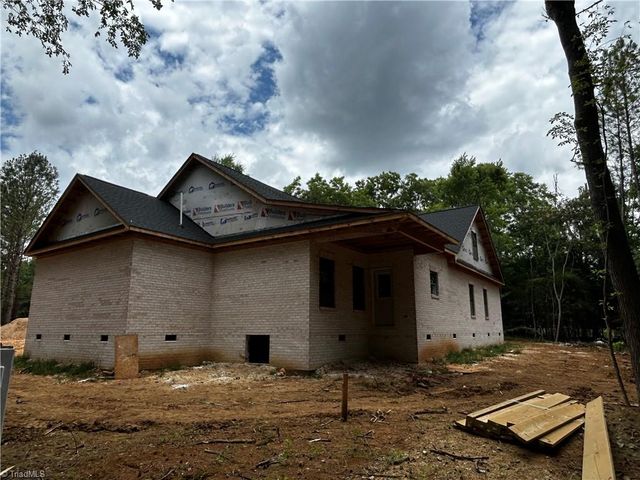 5140 Hopewell Church Road, Trinity, NC 27370