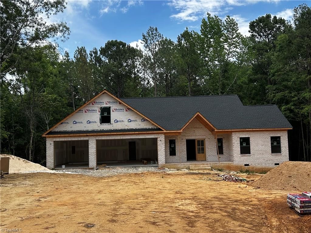 5140 Hopewell Church Road, Trinity, NC 27370