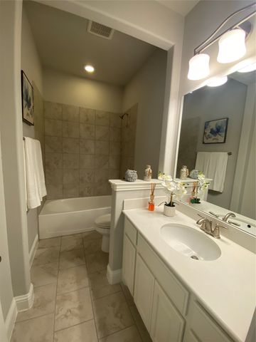 9932 Haversham Drive, Fort Worth, TX 76131