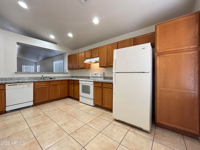 10424 W MEDLOCK Drive, Glendale, AZ 85307