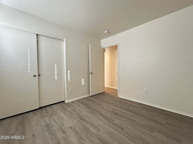 10424 W MEDLOCK Drive, Glendale, AZ 85307