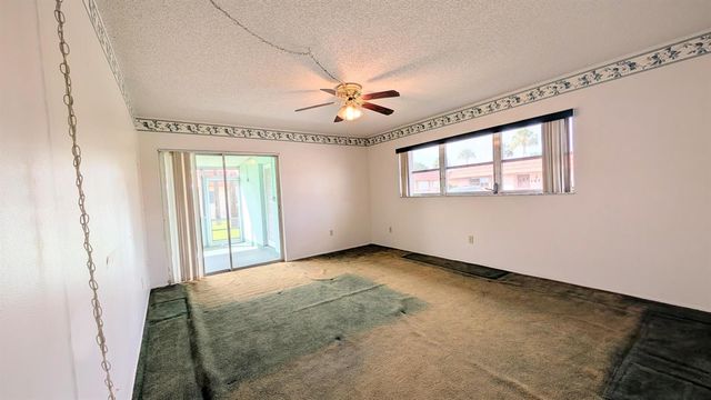 5775 Fernley Drive 88, West Palm Beach, FL 33415