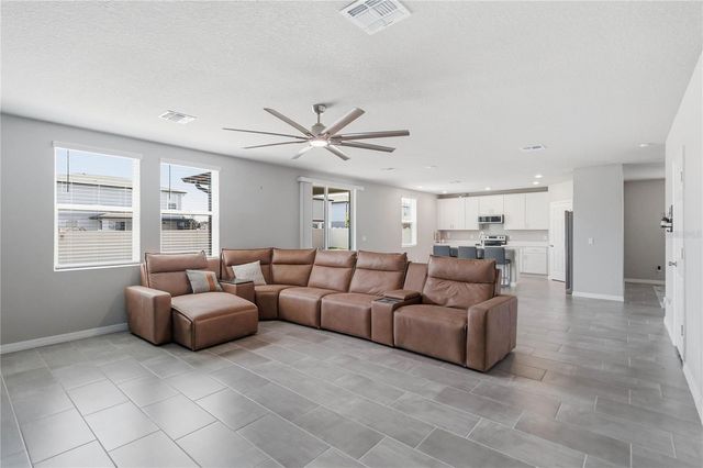 5298 MEREDREW LANE, St Cloud, FL 34771