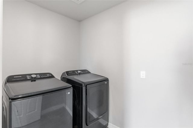 5298 MEREDREW LANE, St Cloud, FL 34771