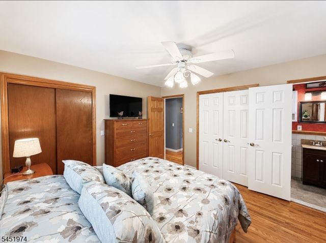 32 Mountain Ave, Rockaway Twp., NJ 07866