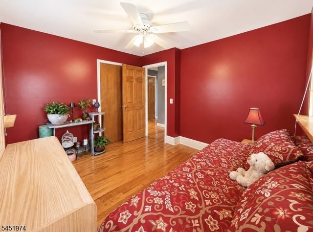 32 Mountain Ave, Rockaway Twp., NJ 07866