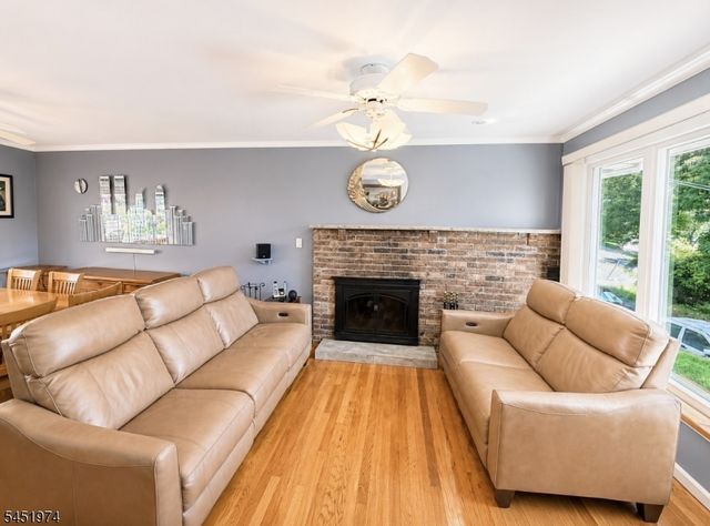32 Mountain Ave, Rockaway Twp., NJ 07866