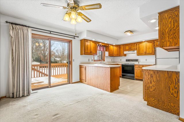 9018 Jareau Avenue S, Cottage Grove, MN 55016