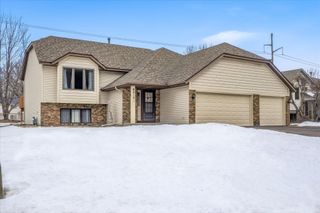 9018 Jareau Avenue S, Cottage Grove, MN 55016