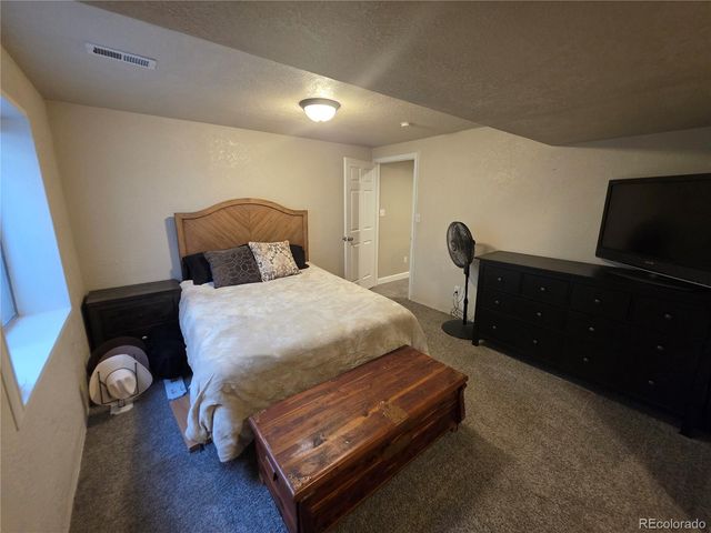 2585 Tungsten Court, Loveland, CO 80537