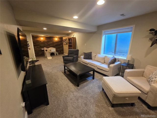 2585 Tungsten Court, Loveland, CO 80537