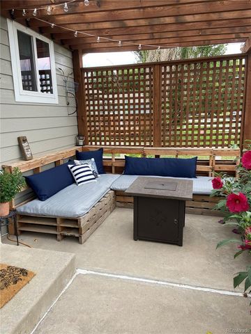 2585 Tungsten Court, Loveland, CO 80537