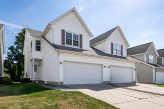 1018 Doral Drive, Bloomington, IL 61701