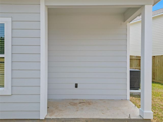 760 Juneau Court, Montgomery, TX 77316