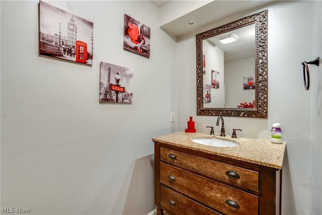 5651 Grafton Road, Valley City, OH 44280