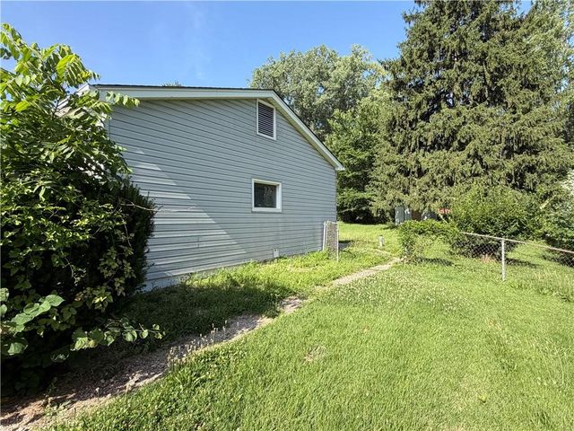 5332 NORTHERN Avenue, Raytown, MO 64133