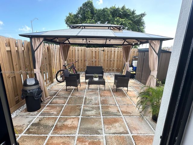 23427 SW 127th Pl, Homestead, FL 33032