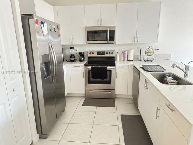 23427 SW 127th Pl, Homestead, FL 33032