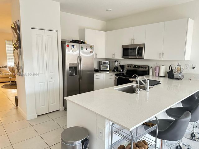 23427 SW 127th Pl, Homestead, FL 33032