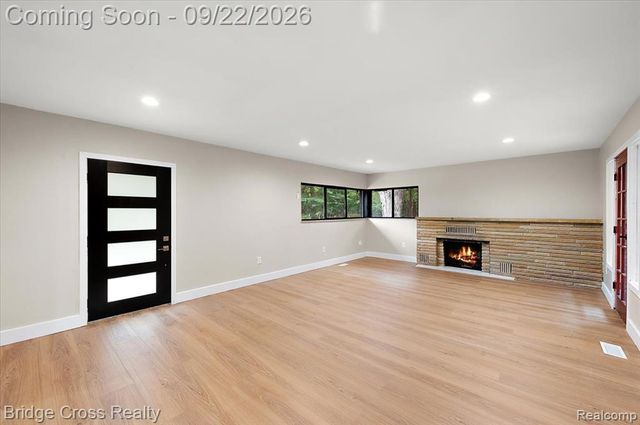 25240 Muerland Road, Southfield, MI 48033
