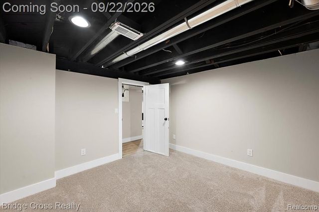25240 Muerland Road, Southfield, MI 48033