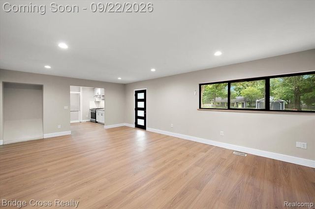 25240 Muerland Road, Southfield, MI 48033