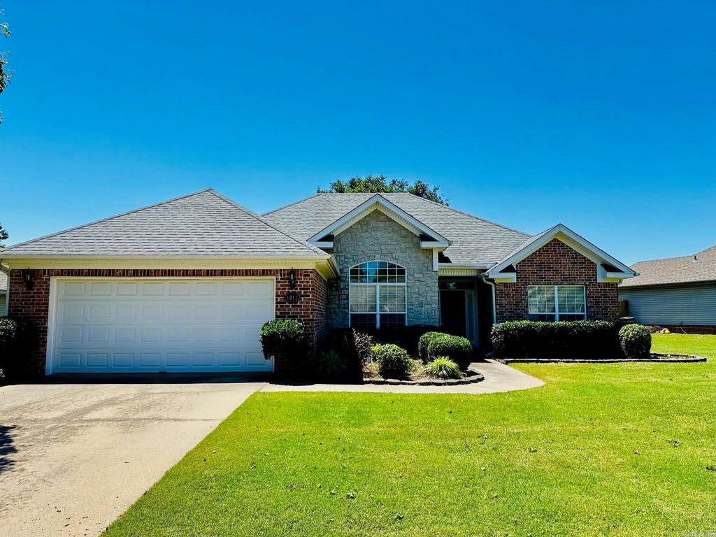 4013 Evergreen Drive, Benton, AR 72015