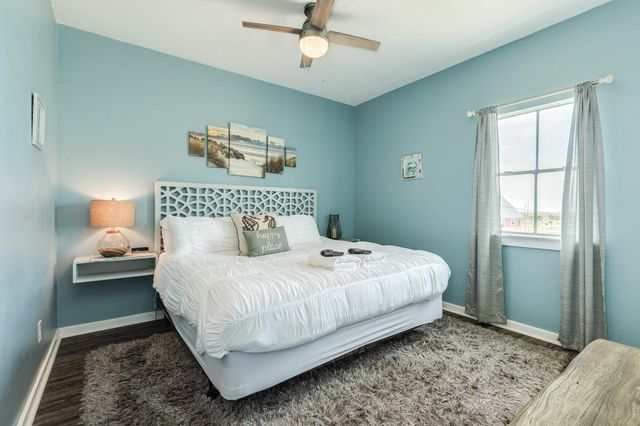 13006 Coronado Drive, Freeport, TX 77541